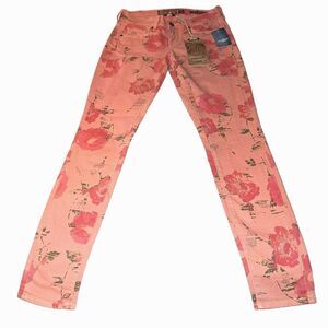 Just Peachy NWT Lucky Legend Size 0/25 Peach Flowered Skinny Slim jeans